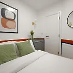 Luxurious 2-Bedroom Flat Close To Angel Stn